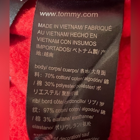 Tommy Hilfiger Classic Red Crewneck Sweatshirt, Youth Boy’s 12/14 Years - Picture 8 of 11